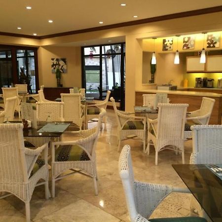Vacation Hotel Cebu Buitenkant foto