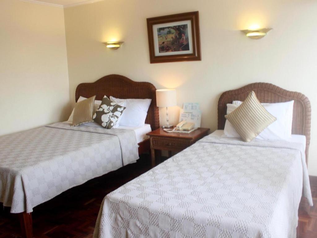 Vacation Hotel Cebu Buitenkant foto