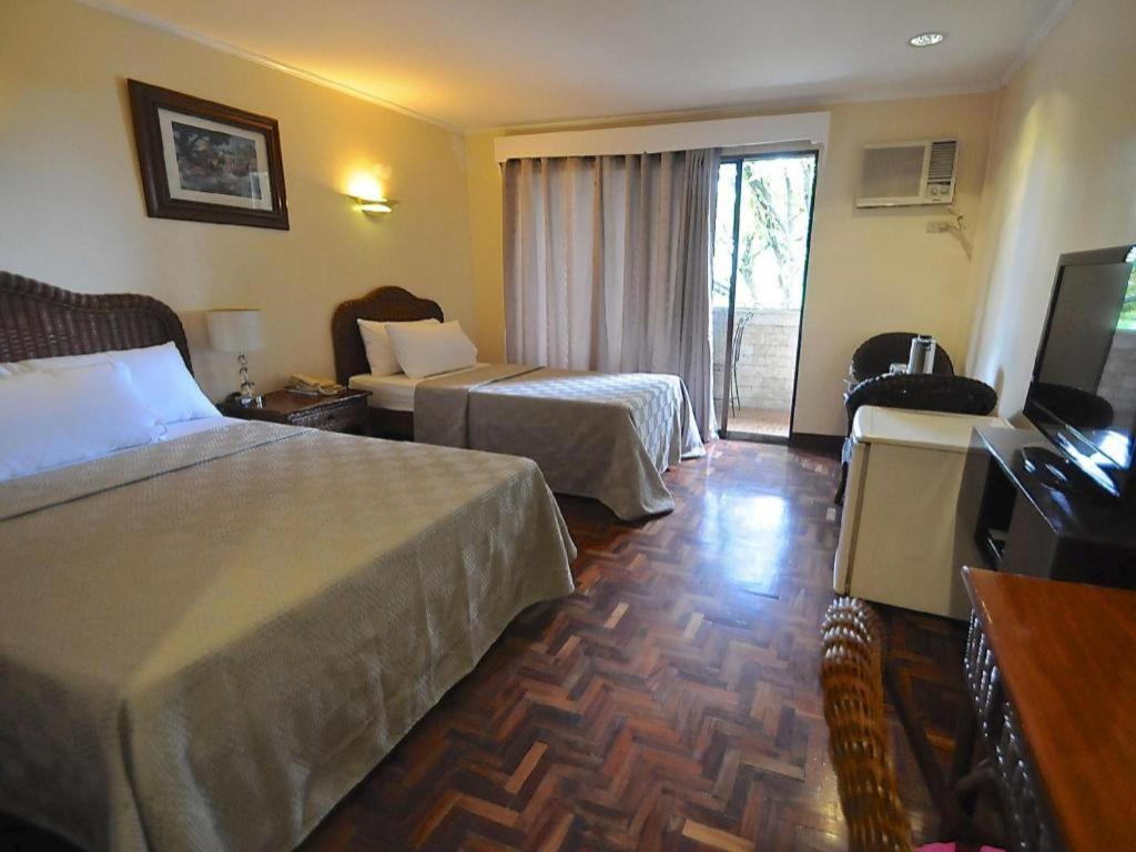 Vacation Hotel Cebu Buitenkant foto