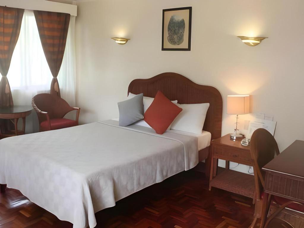 Vacation Hotel Cebu Buitenkant foto