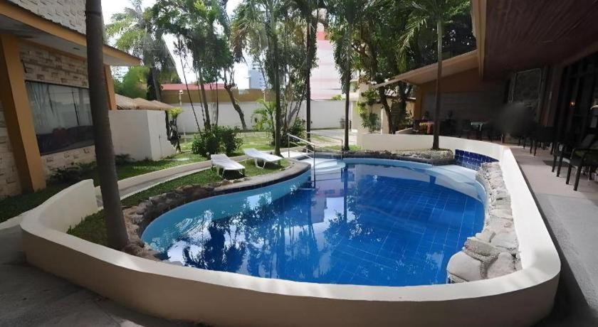 Vacation Hotel Cebu Buitenkant foto